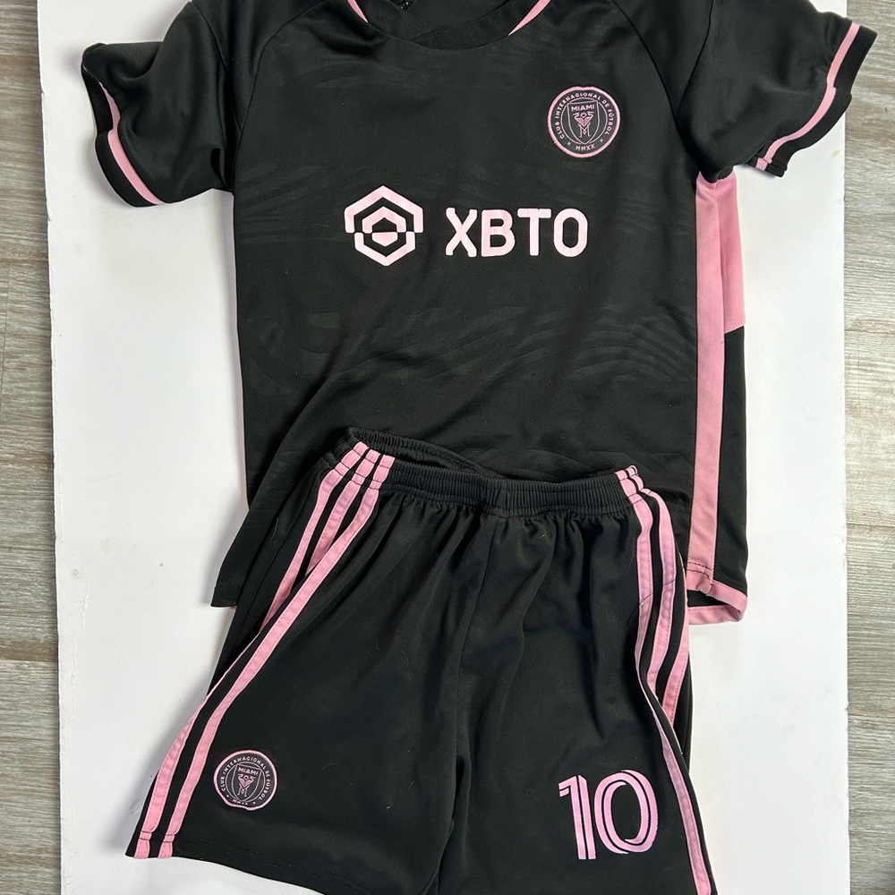 Messi shirt shorts youth 8/10